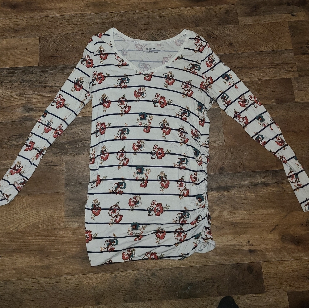 Maternity shirt